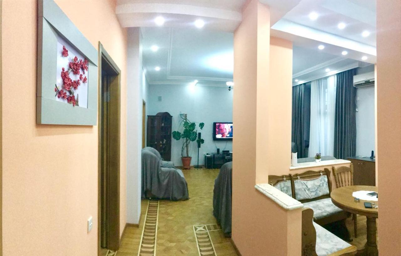 Calm Center Of Baku Appartement Buitenkant foto